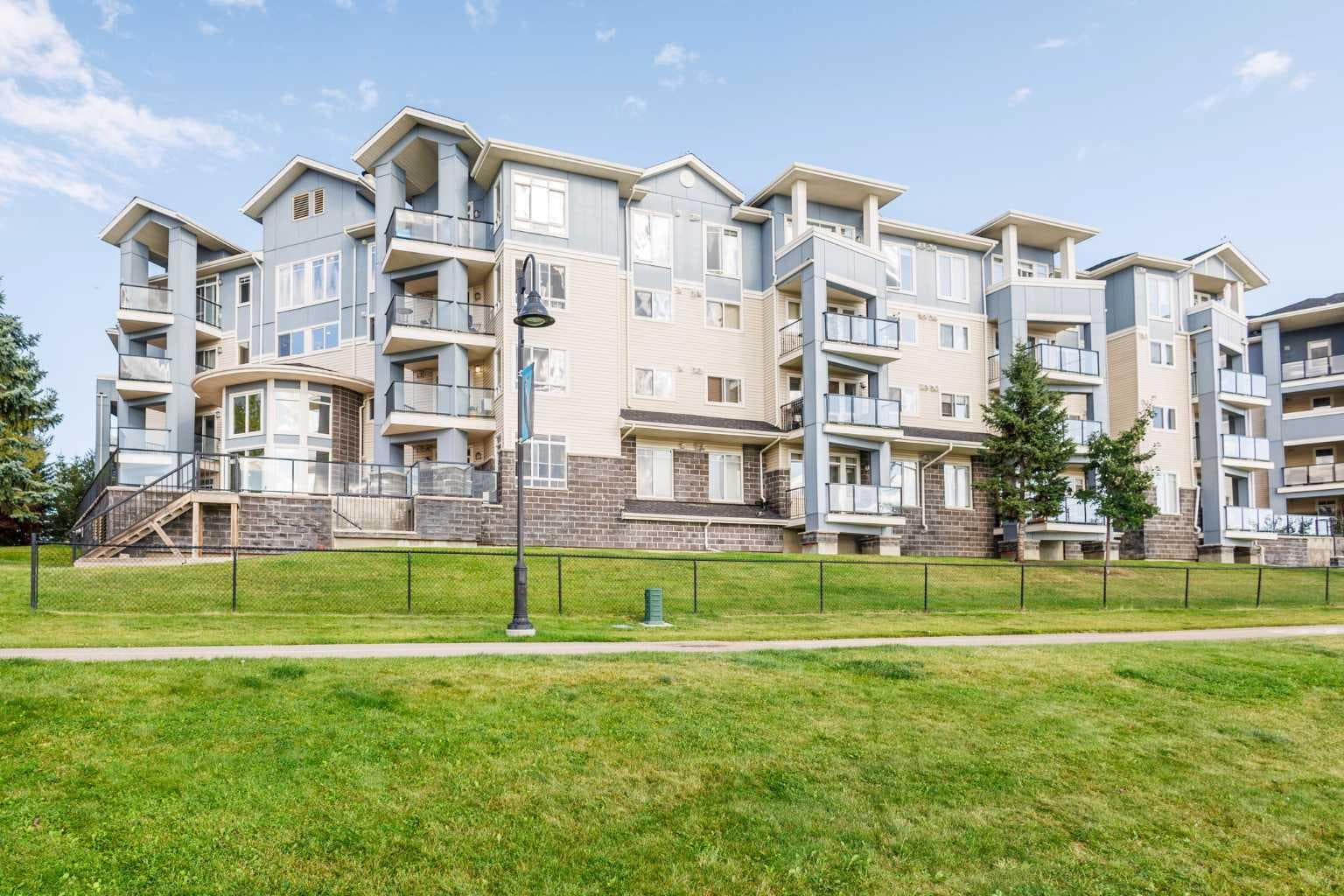 207, 108 Country Village Circle NE