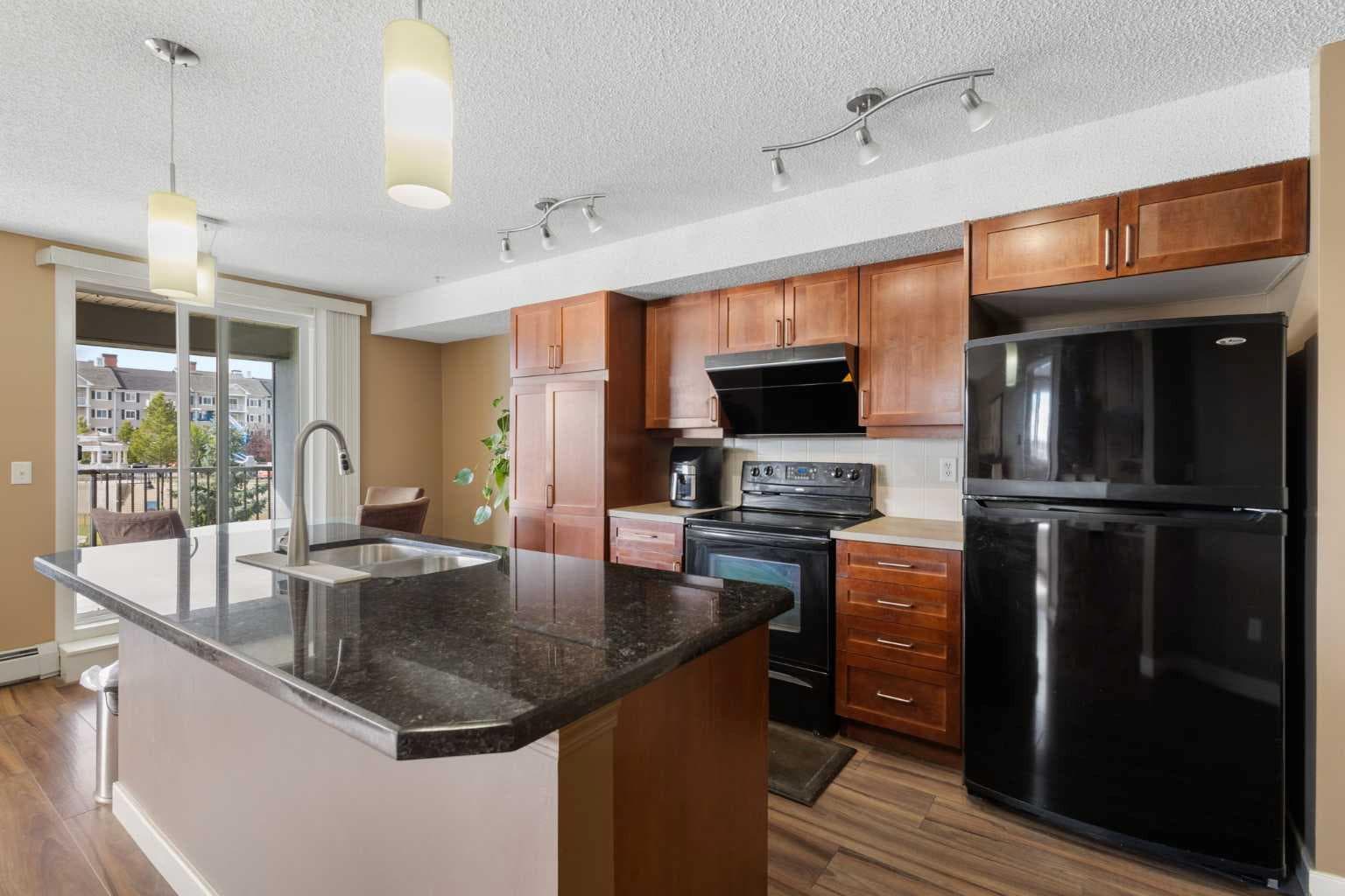 207, 108 Country Village Circle NE