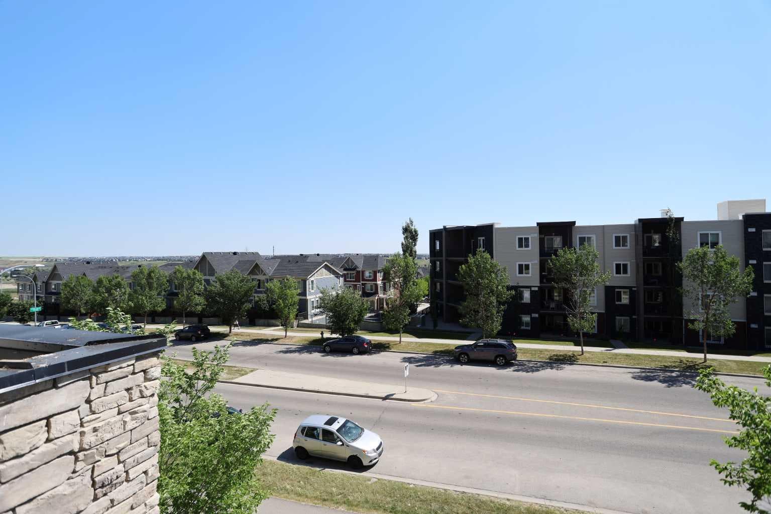 305, 10 Kincora Glen Park NW