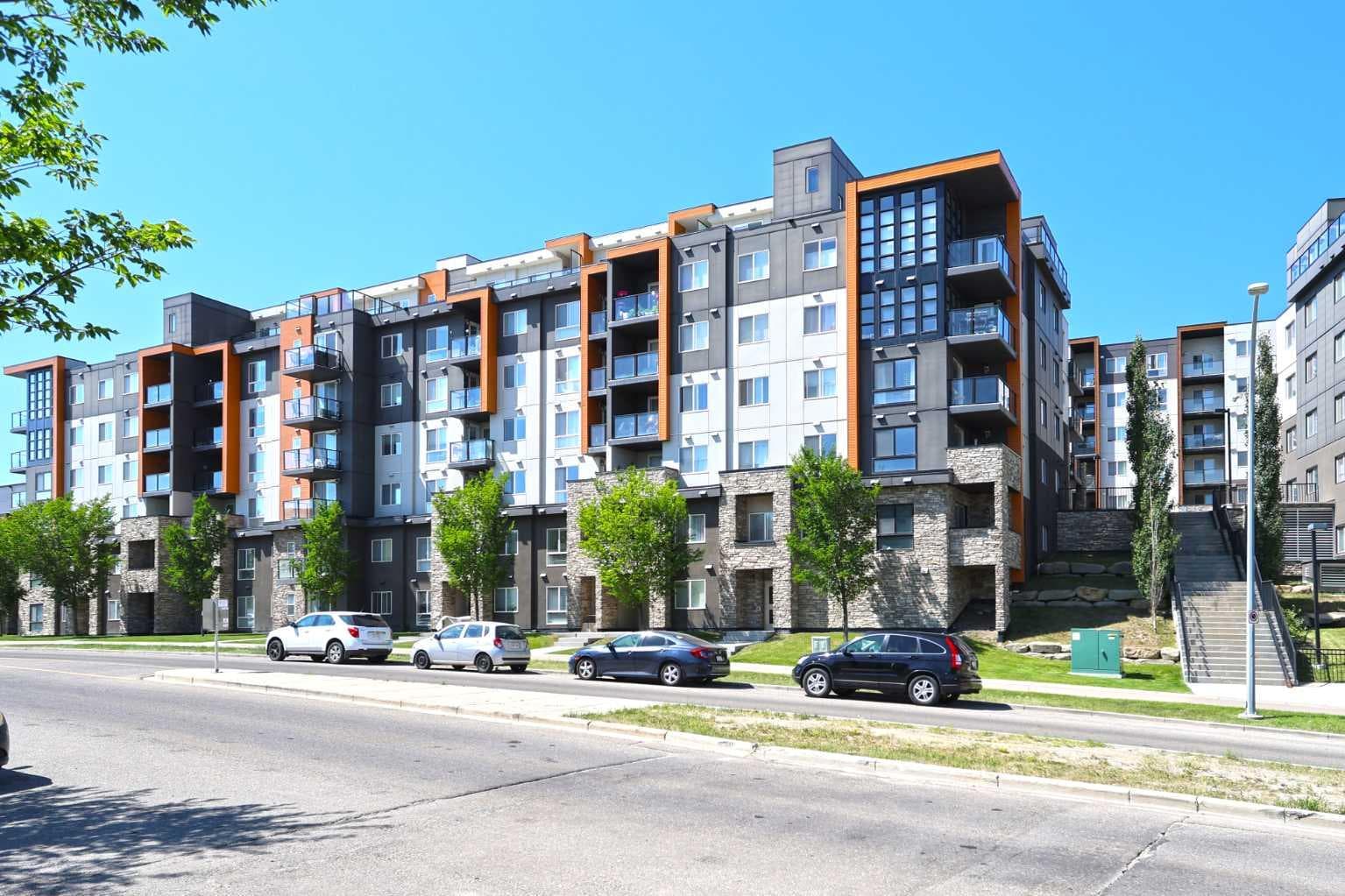 305, 10 Kincora Glen Park NW