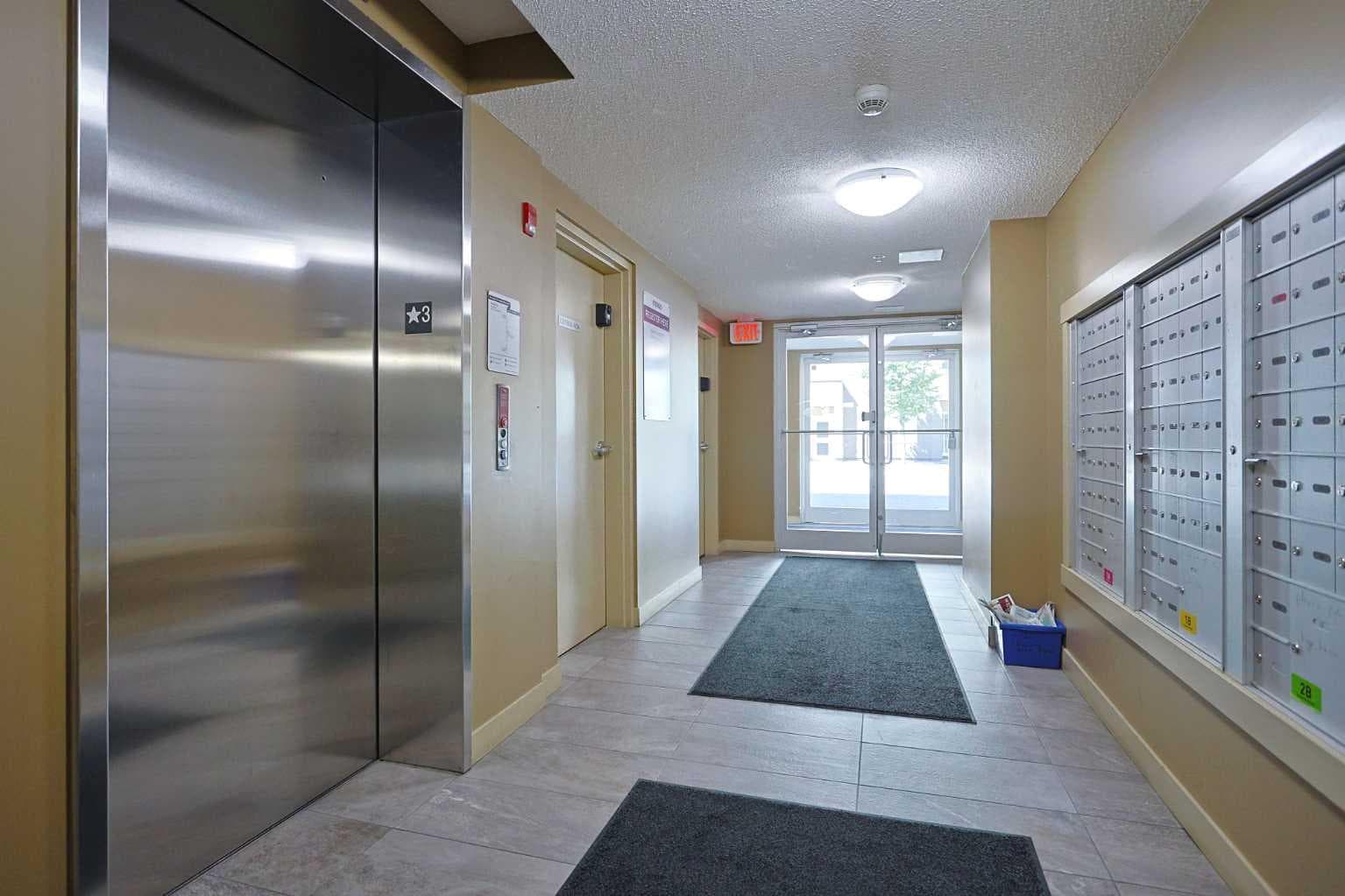 305, 10 Kincora Glen Park NW