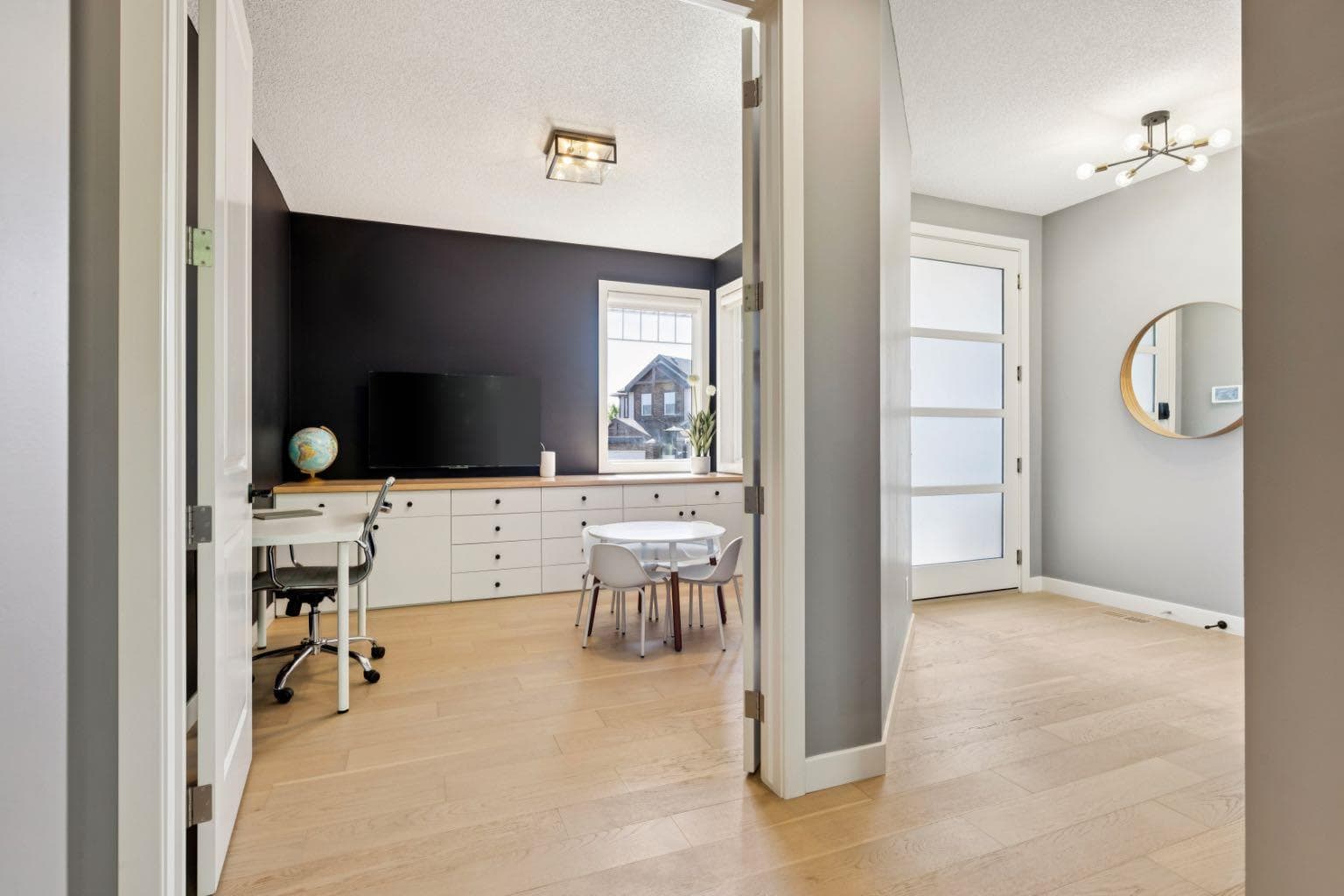 213 Cortina Bay SW