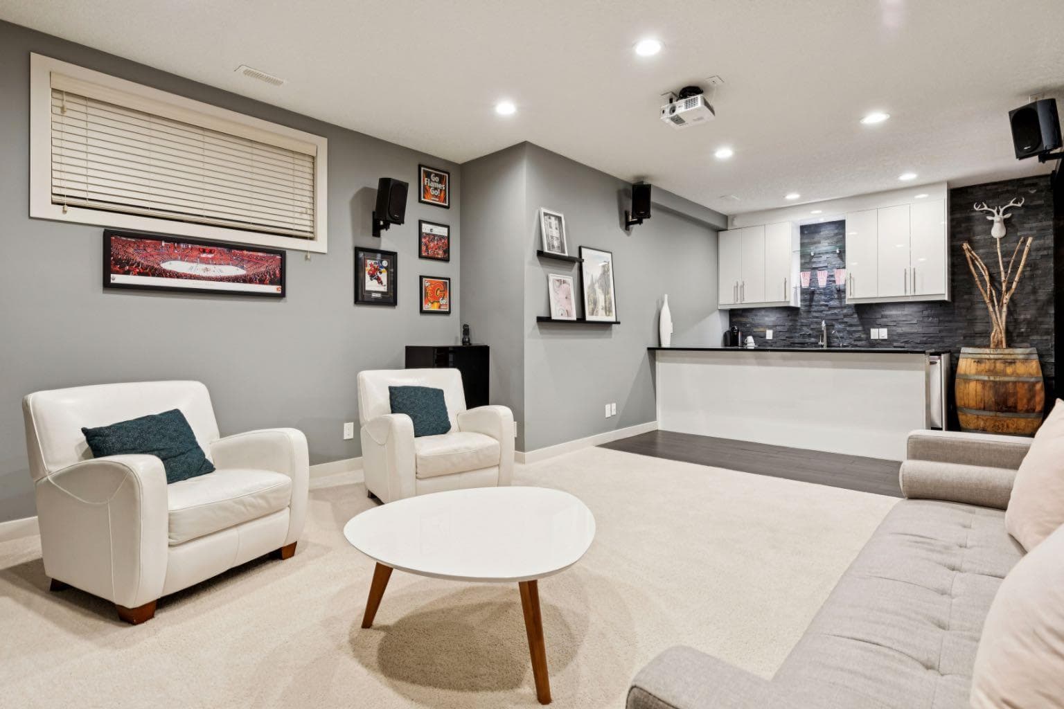 213 Cortina Bay SW