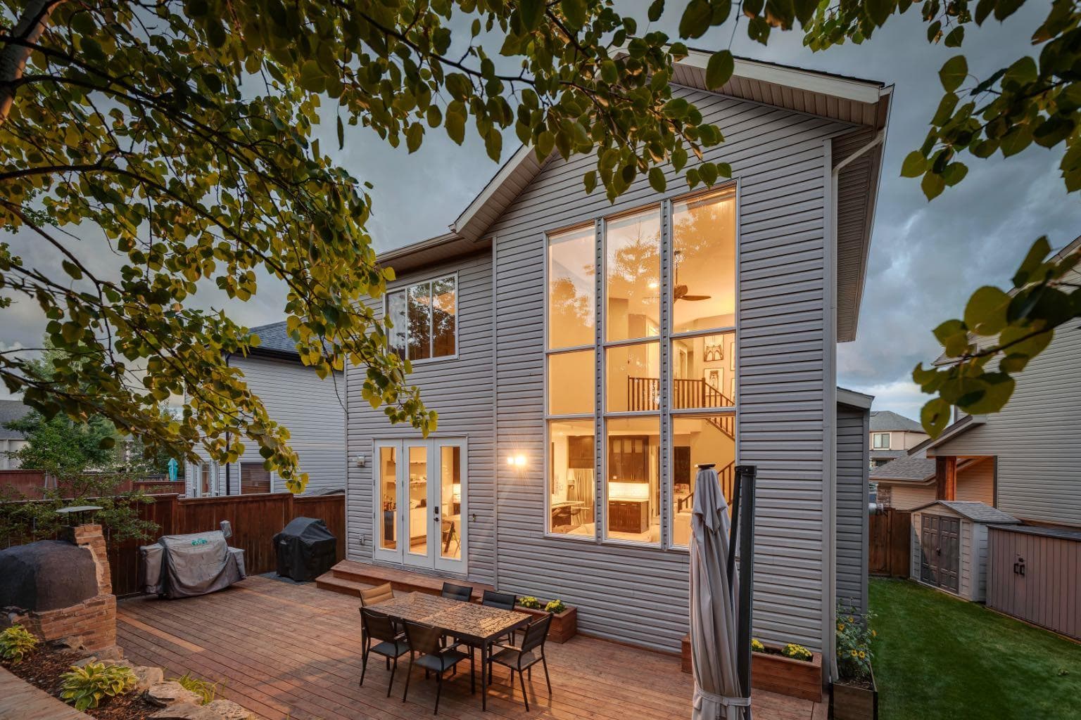 213 Cortina Bay SW