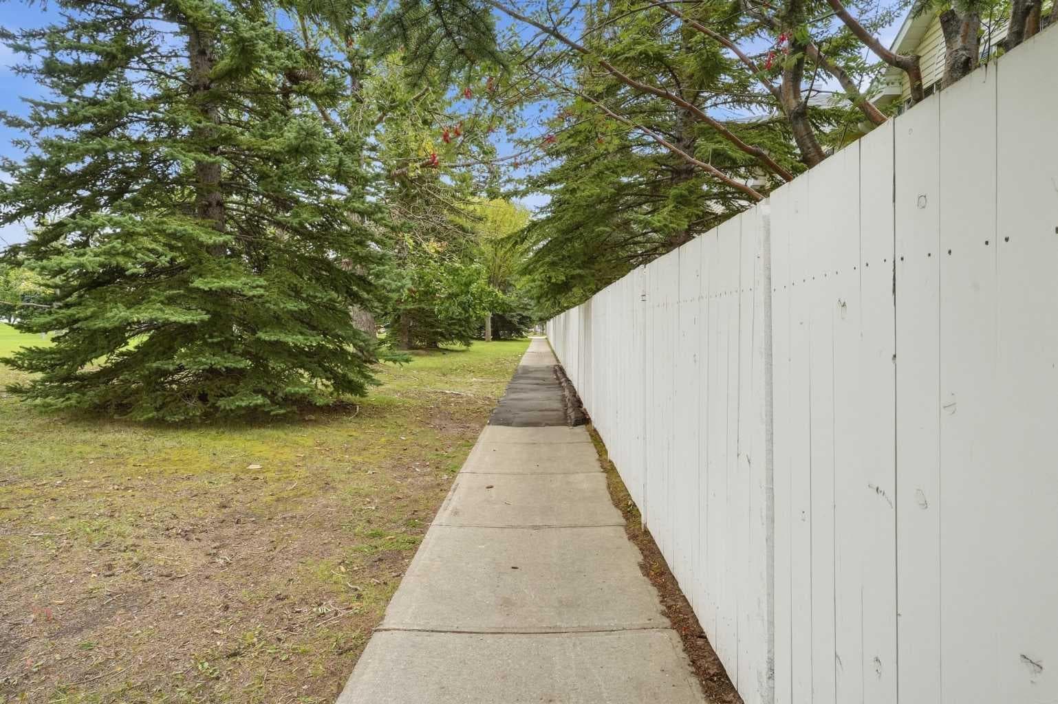 22 Lincoln Green SW