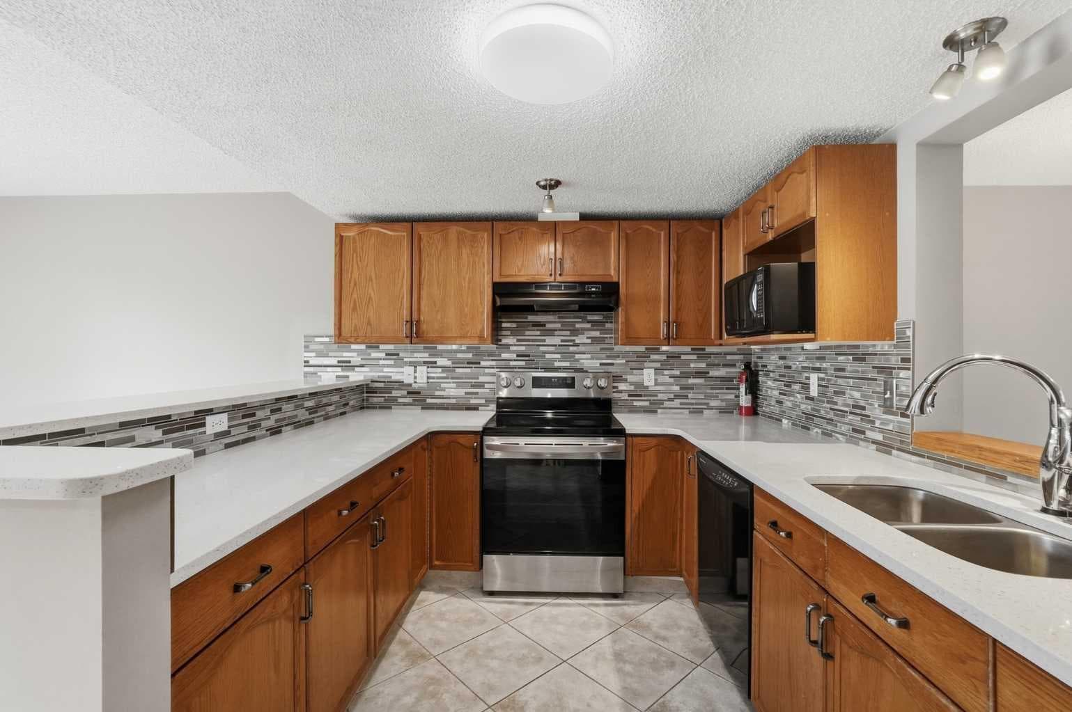 22 Lincoln Green SW
