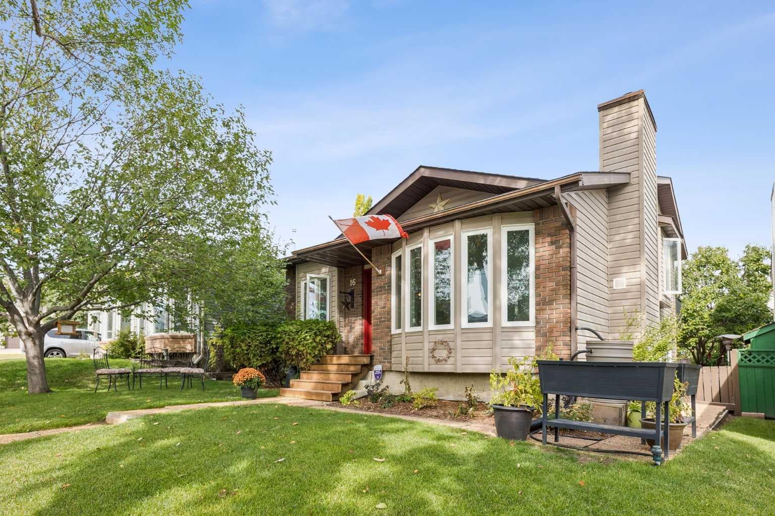 16 Macewan Meadow Link NW