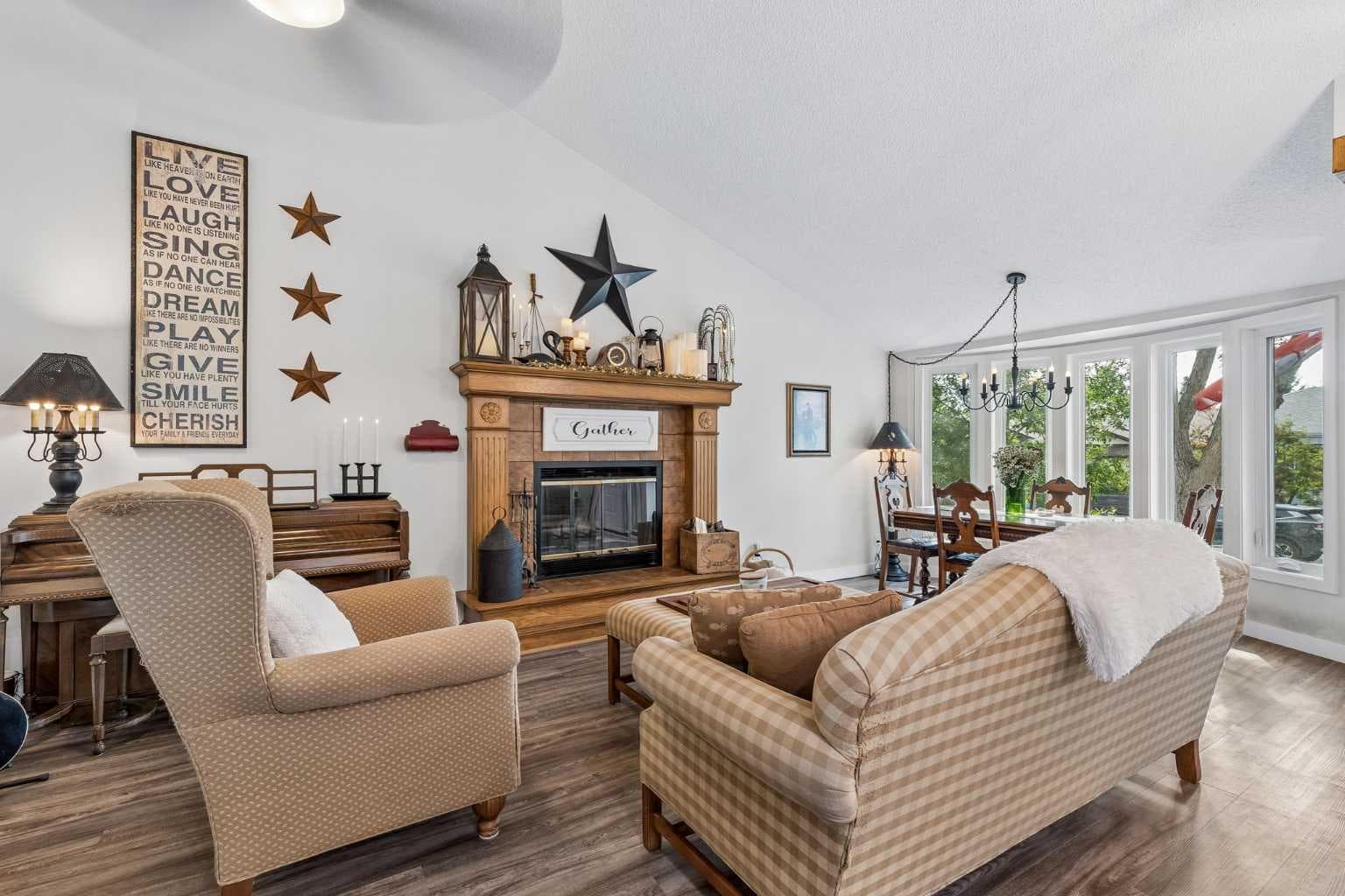 16 Macewan Meadow Link NW