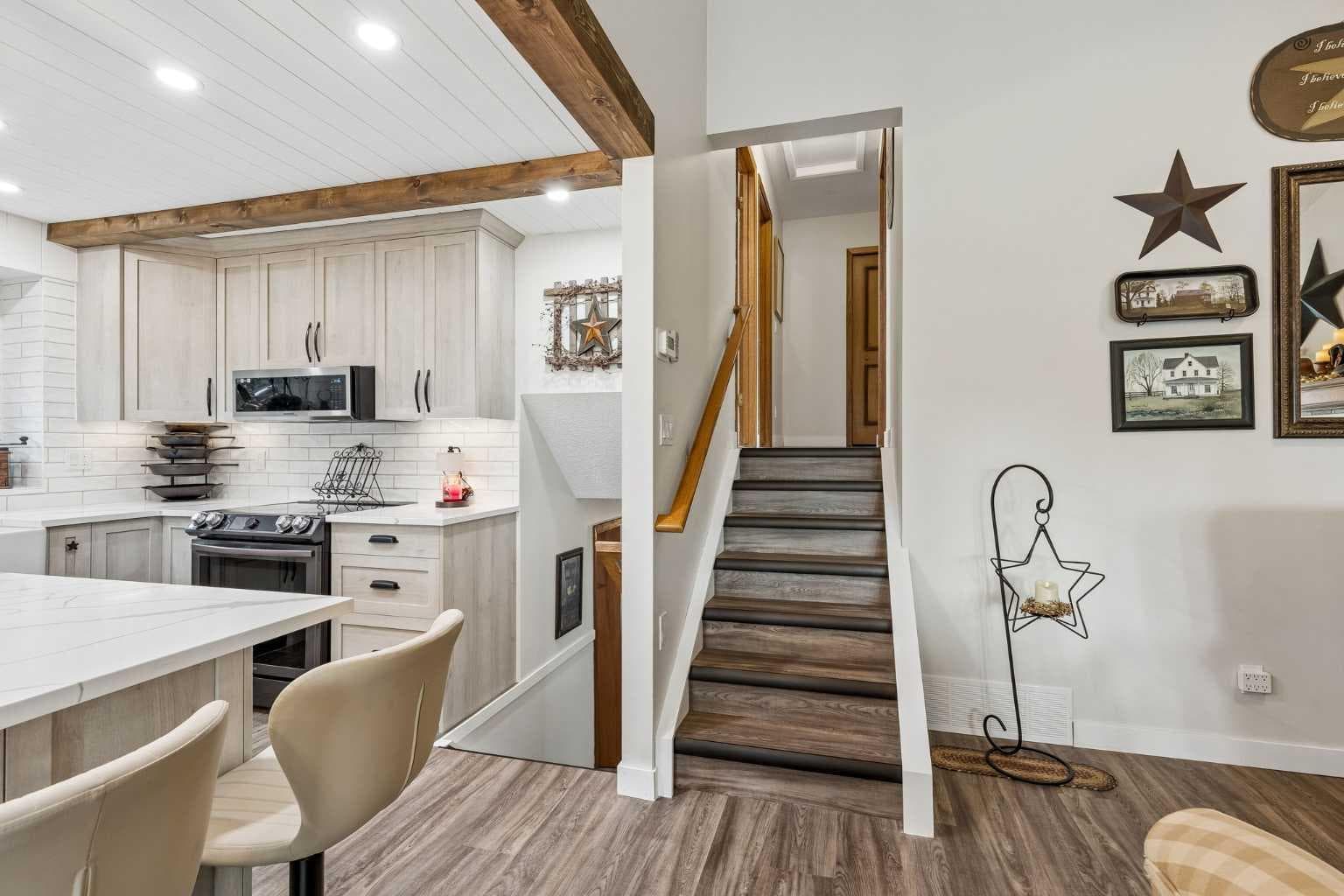 16 Macewan Meadow Link NW