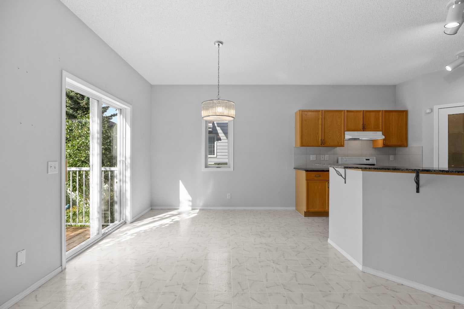 15 Hidden Ranch Crescent NW