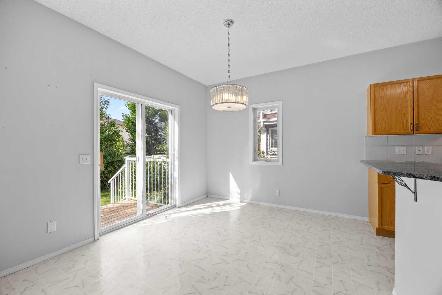 15 Hidden Ranch Crescent NW