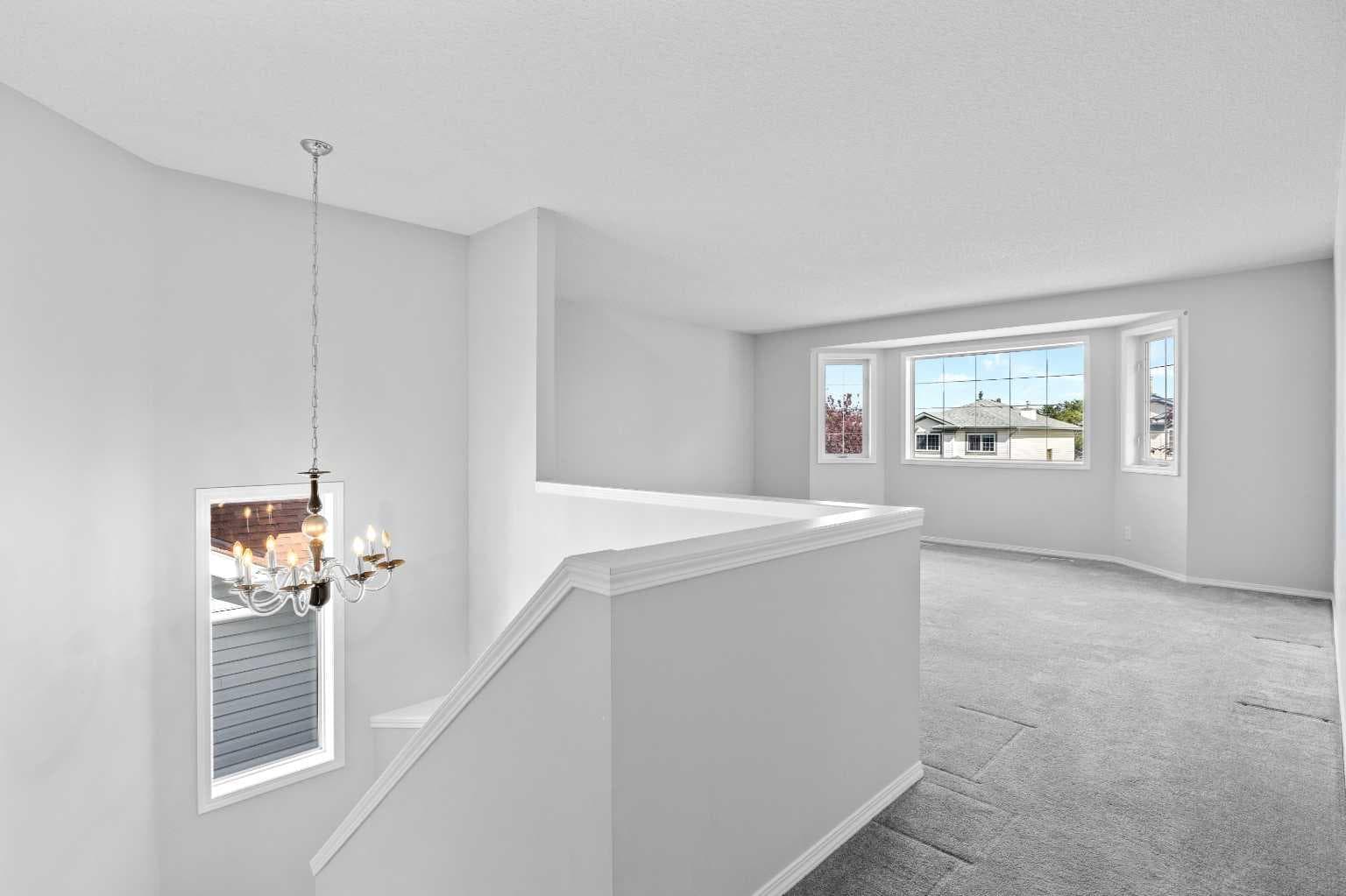 15 Hidden Ranch Crescent NW