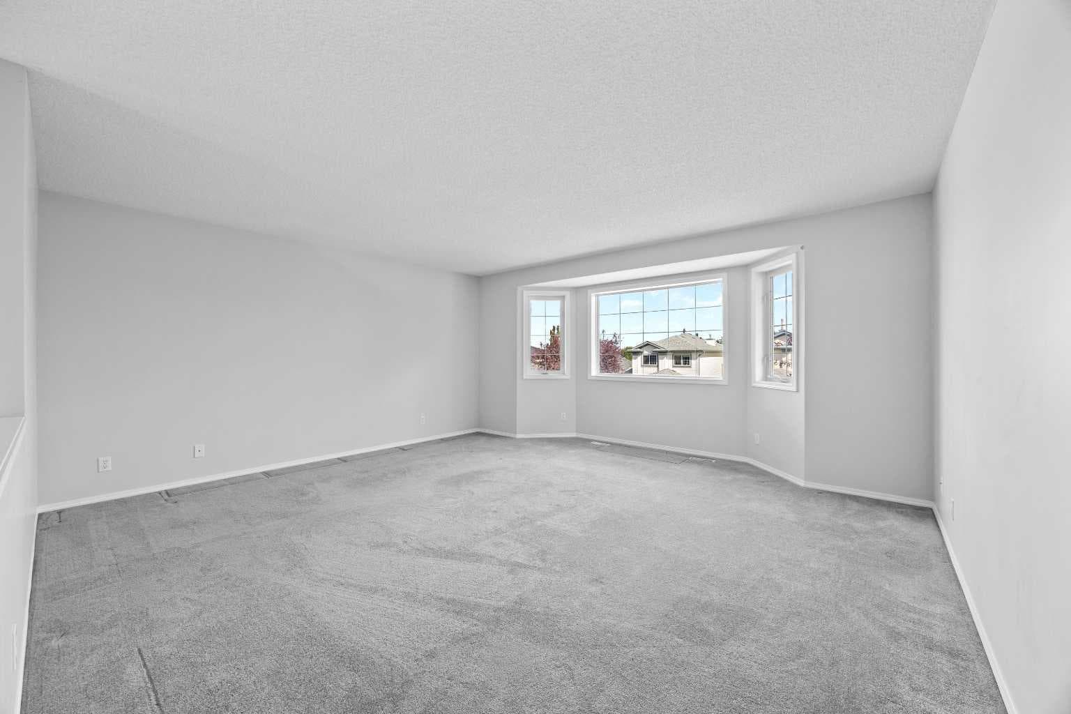 15 Hidden Ranch Crescent NW