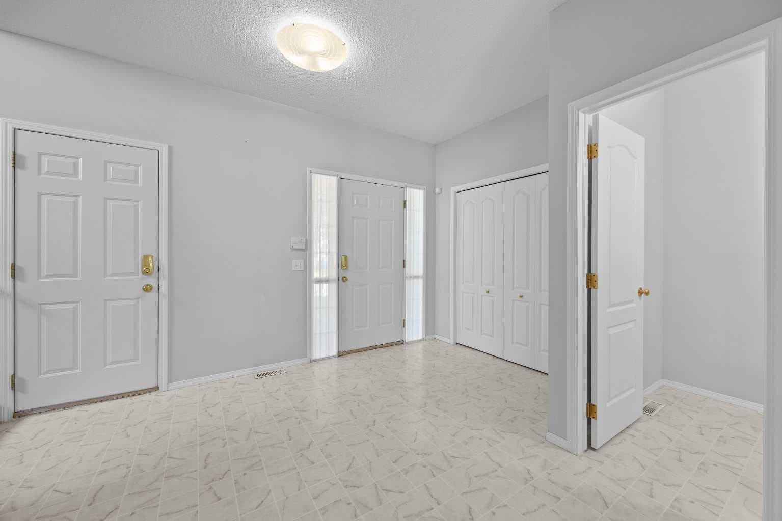 15 Hidden Ranch Crescent NW