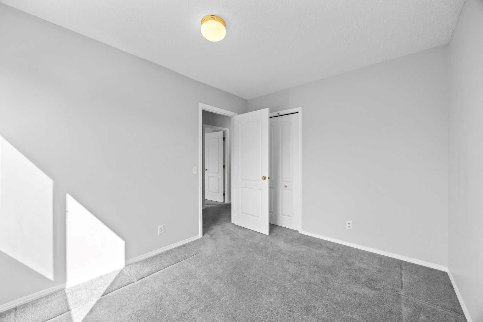 15 Hidden Ranch Crescent NW