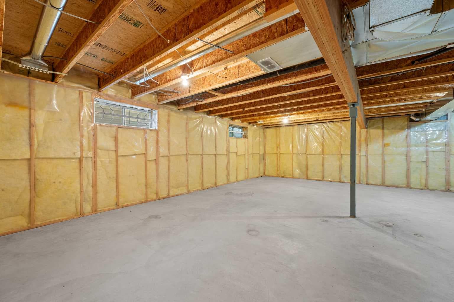 15 Hidden Ranch Crescent NW