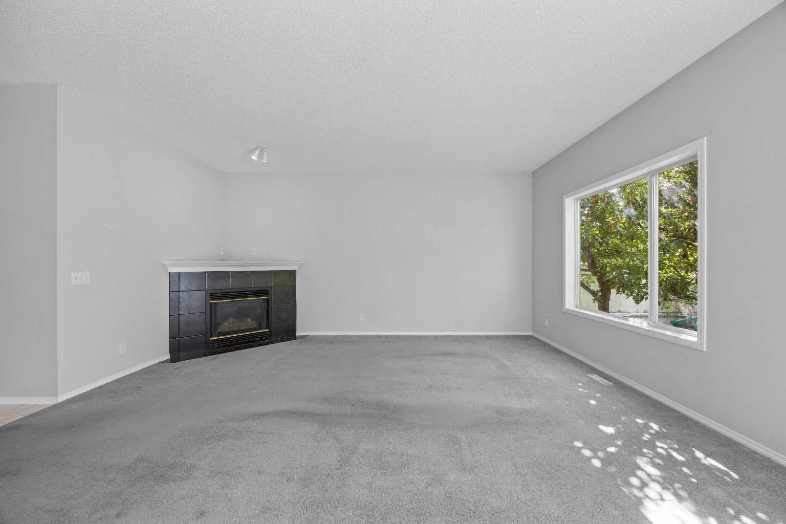 15 Hidden Ranch Crescent NW