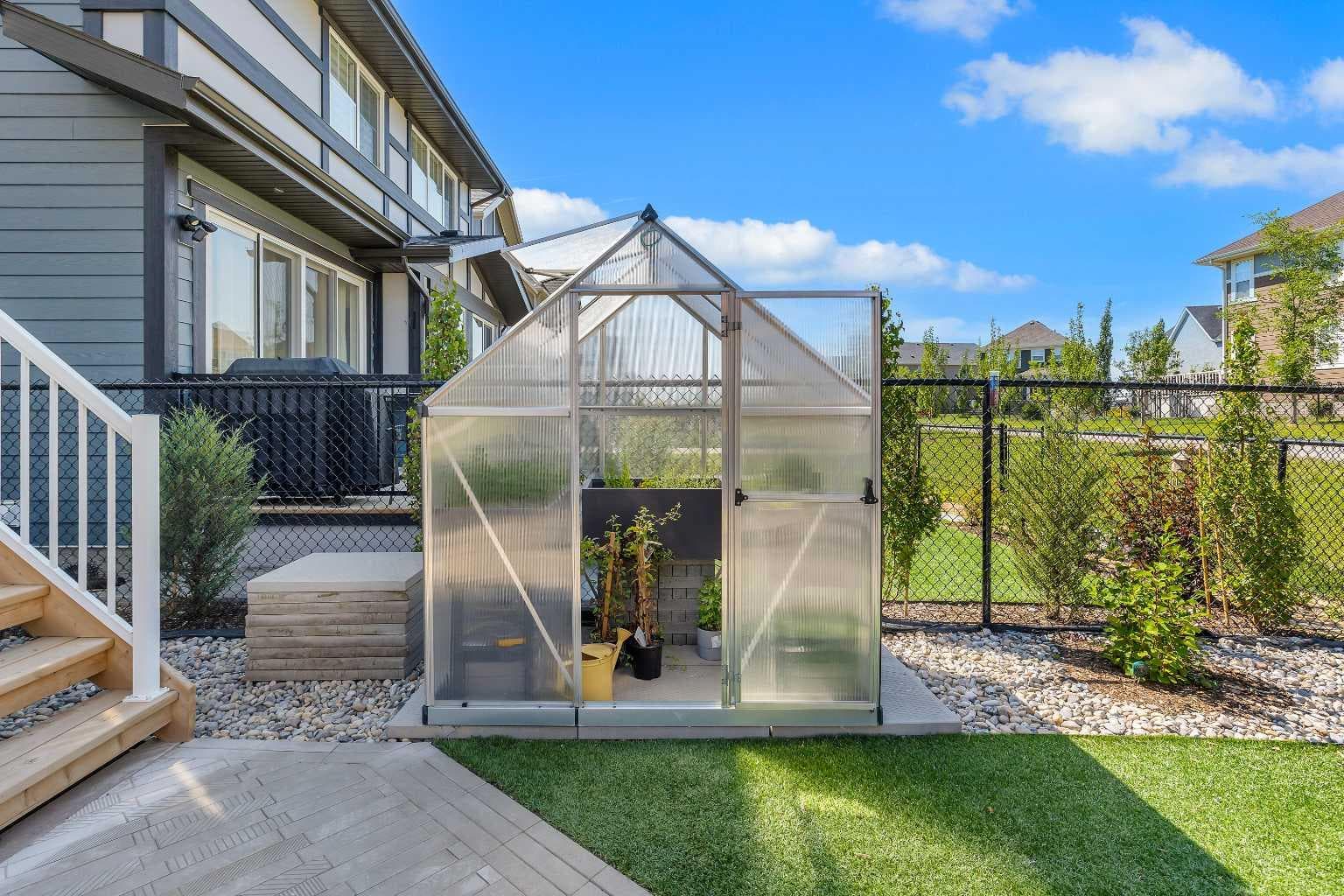 168 Magnolia Manor SE