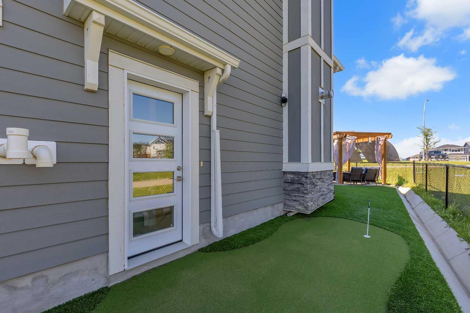 168 Magnolia Manor SE