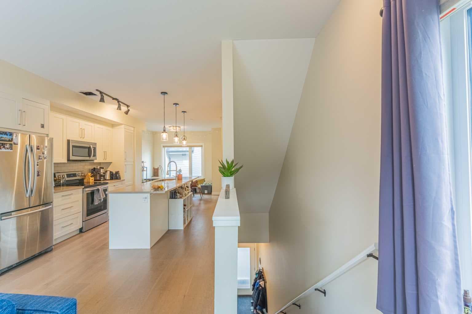 102, 1106 Bow Valley Trail  