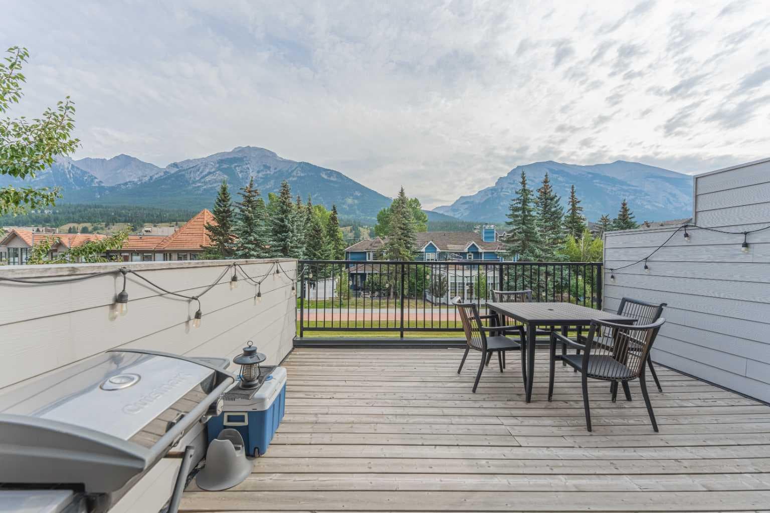 102, 1106 Bow Valley Trail  
