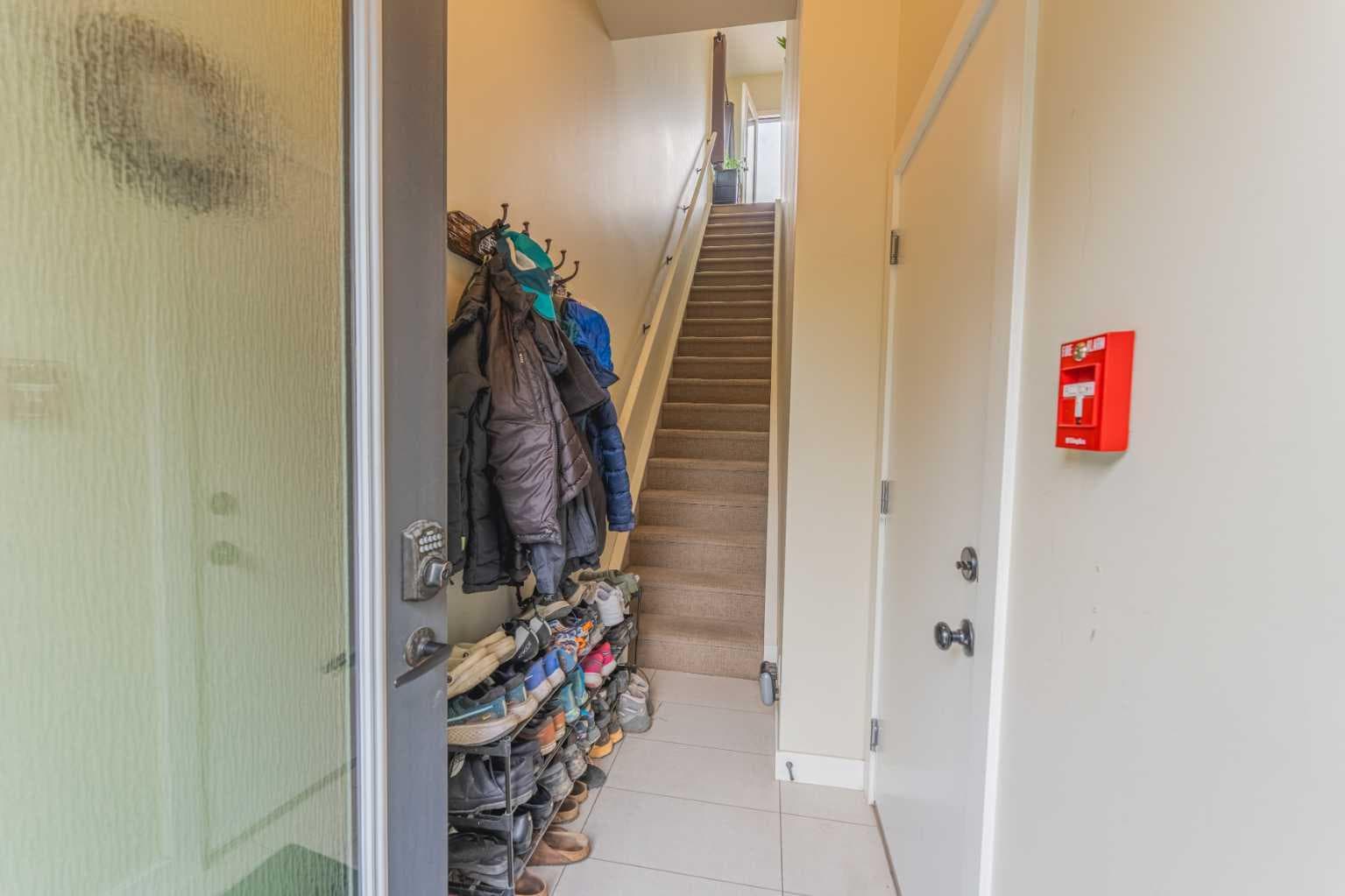 102, 1106 Bow Valley Trail  