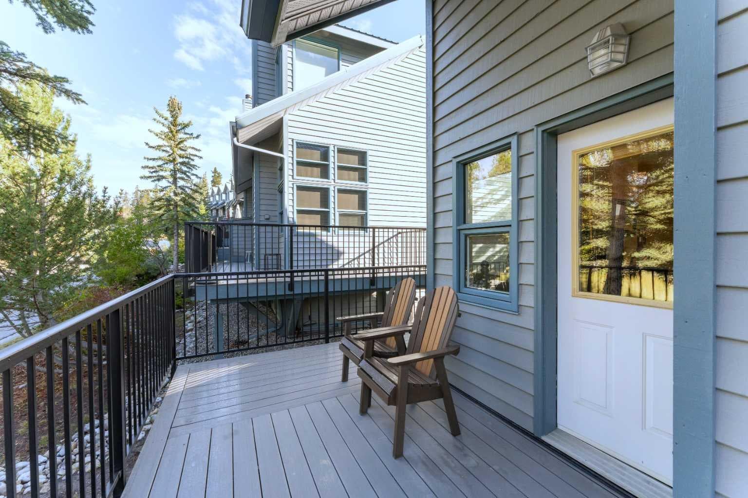 9, 242 Benchlands Terrace 