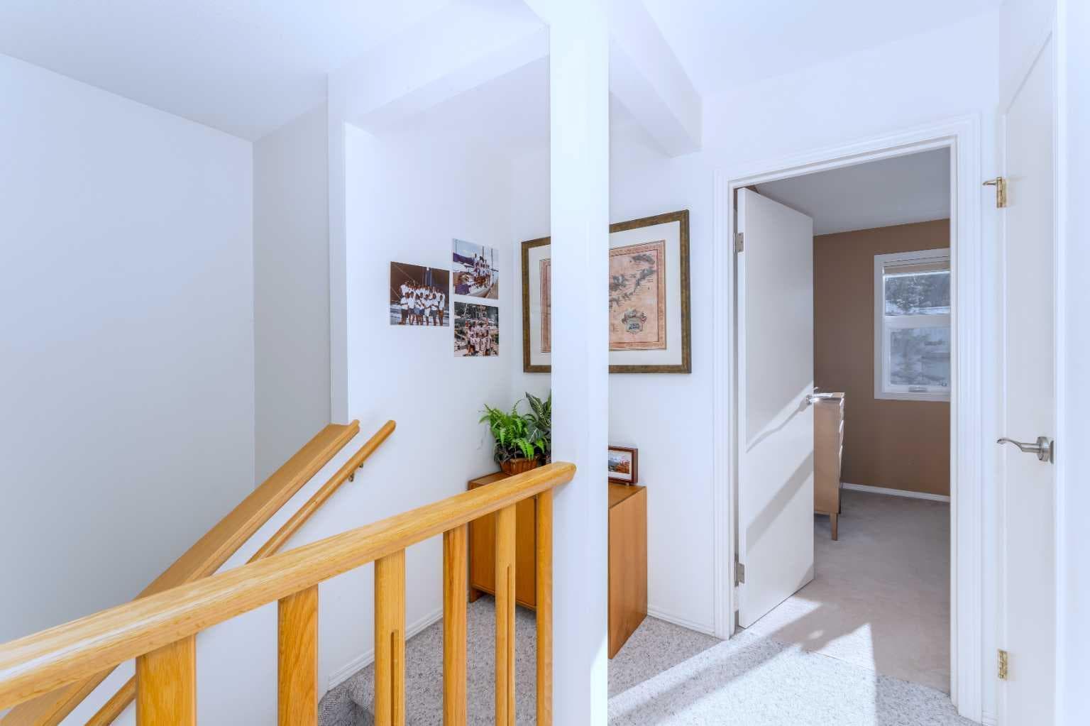 9, 242 Benchlands Terrace 