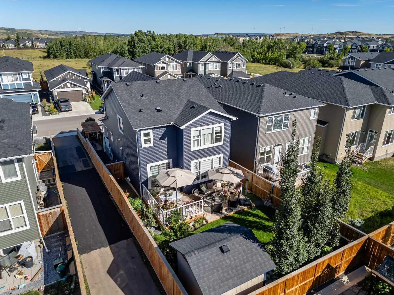 582 Rivercrest View 