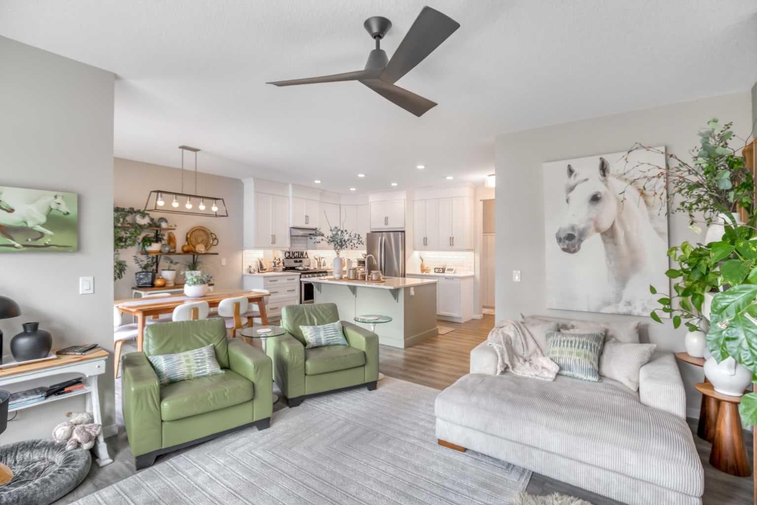 582 Rivercrest View 