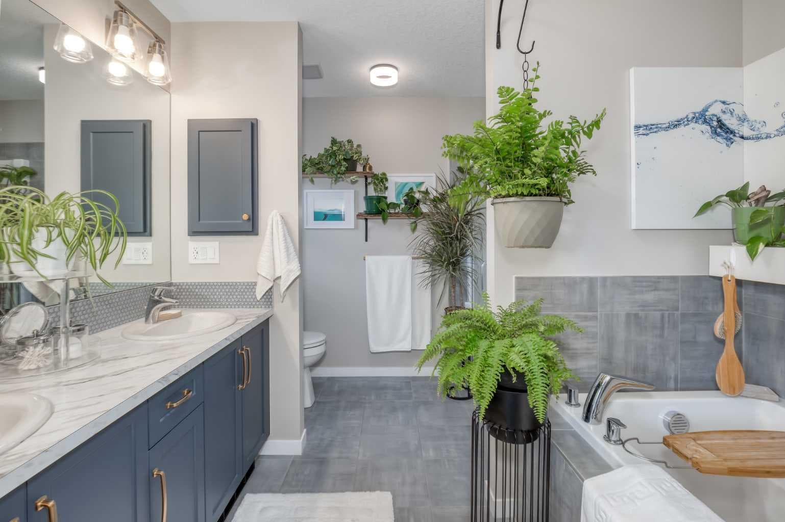 582 Rivercrest View 