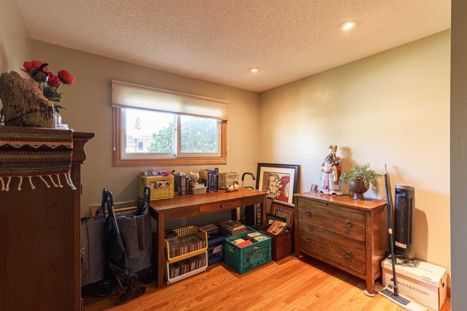 346 Rundleview Drive NE