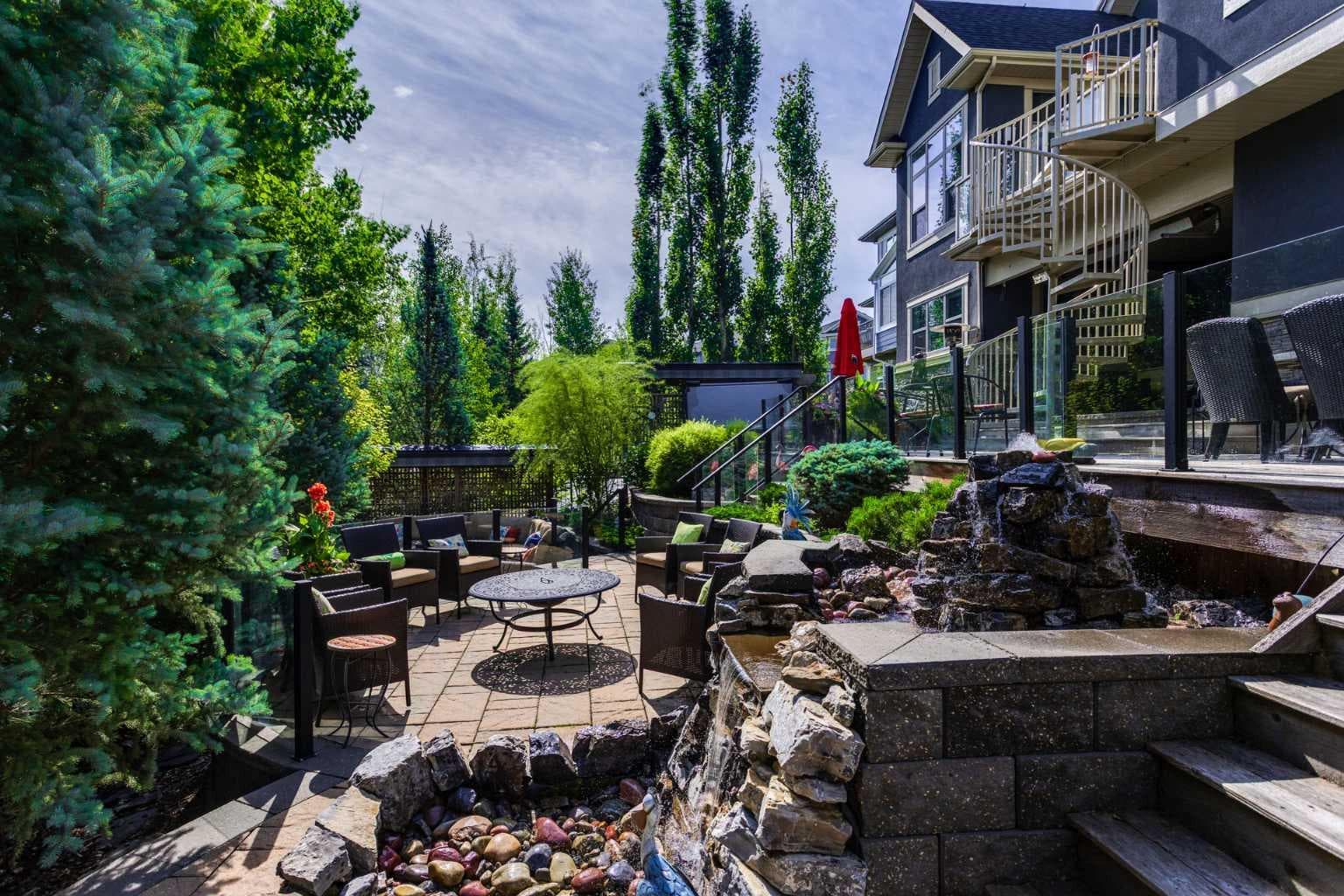 274 Valley Pointe Way NW
