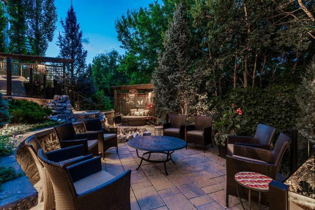 274 Valley Pointe Way NW