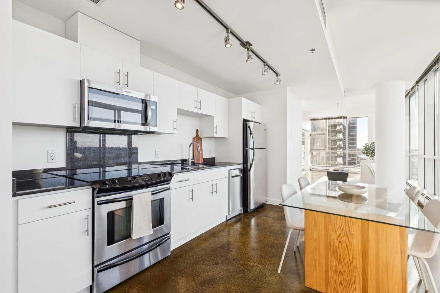 1209, 135 13 Avenue SW