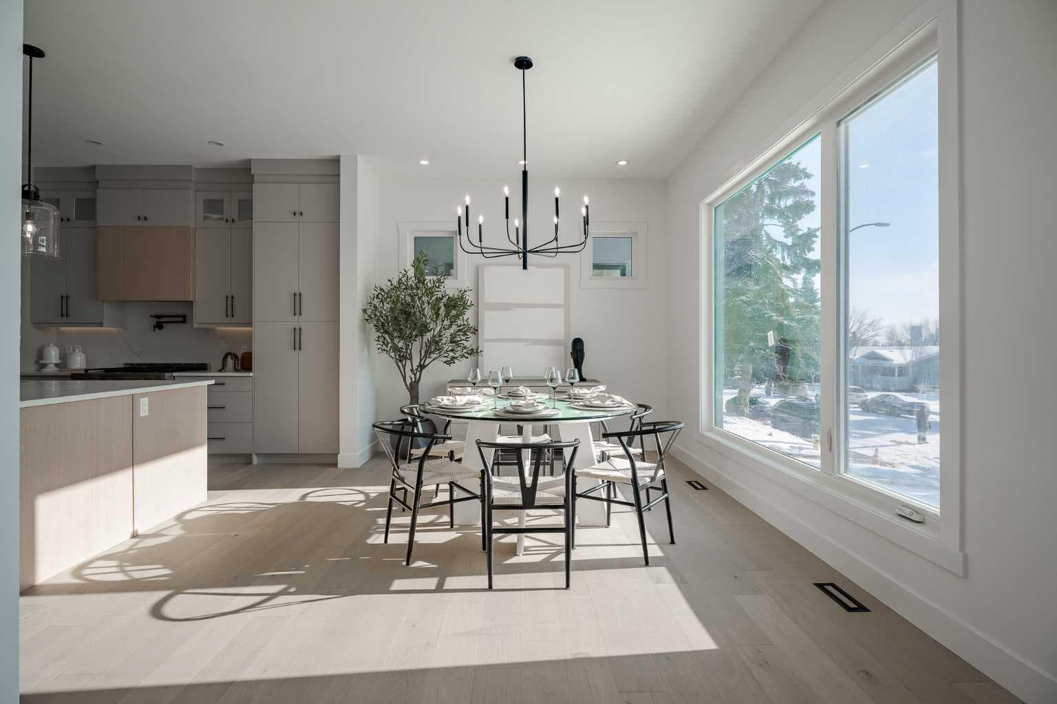 44 Collingwood Place NW