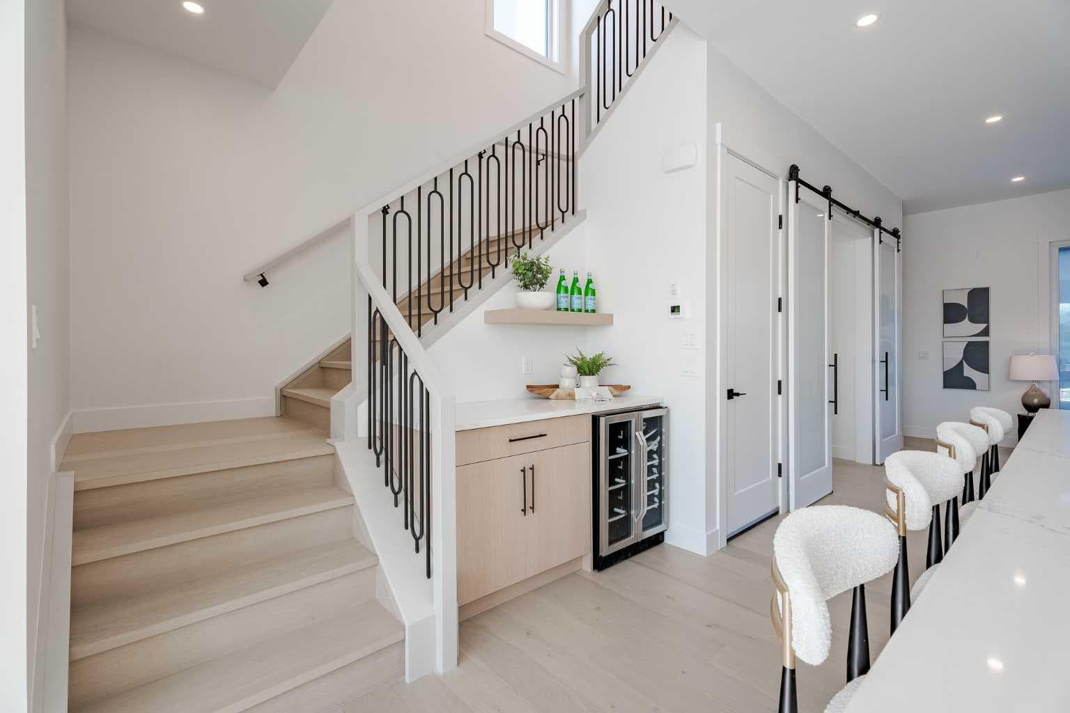 44 Collingwood Place NW