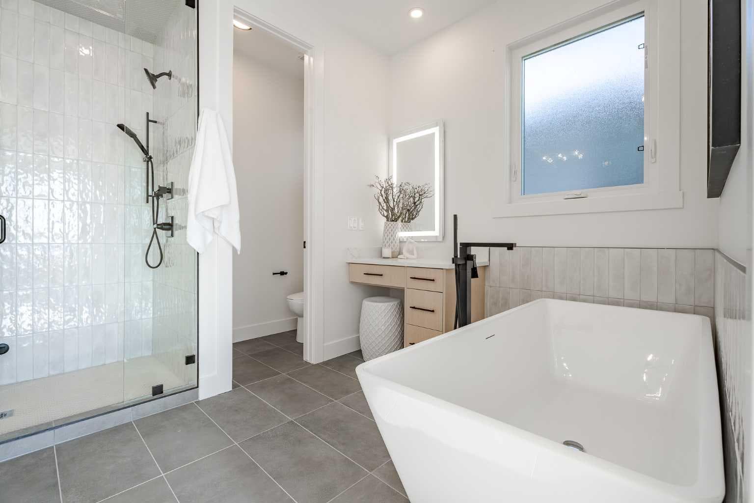 44 Collingwood Place NW