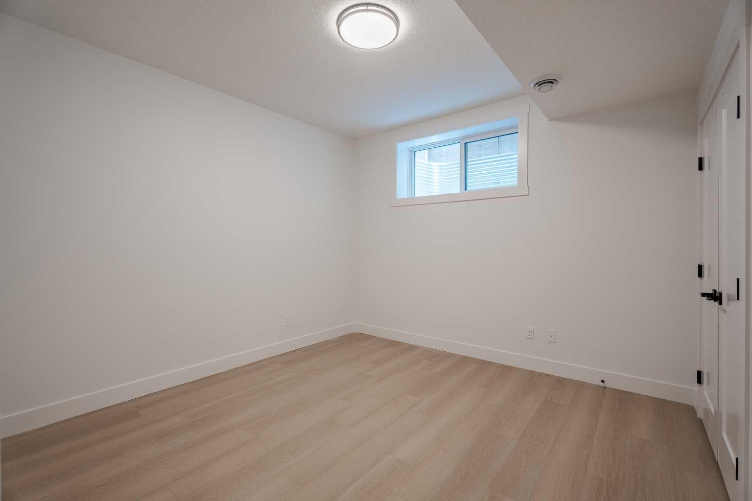 44 Collingwood Place NW