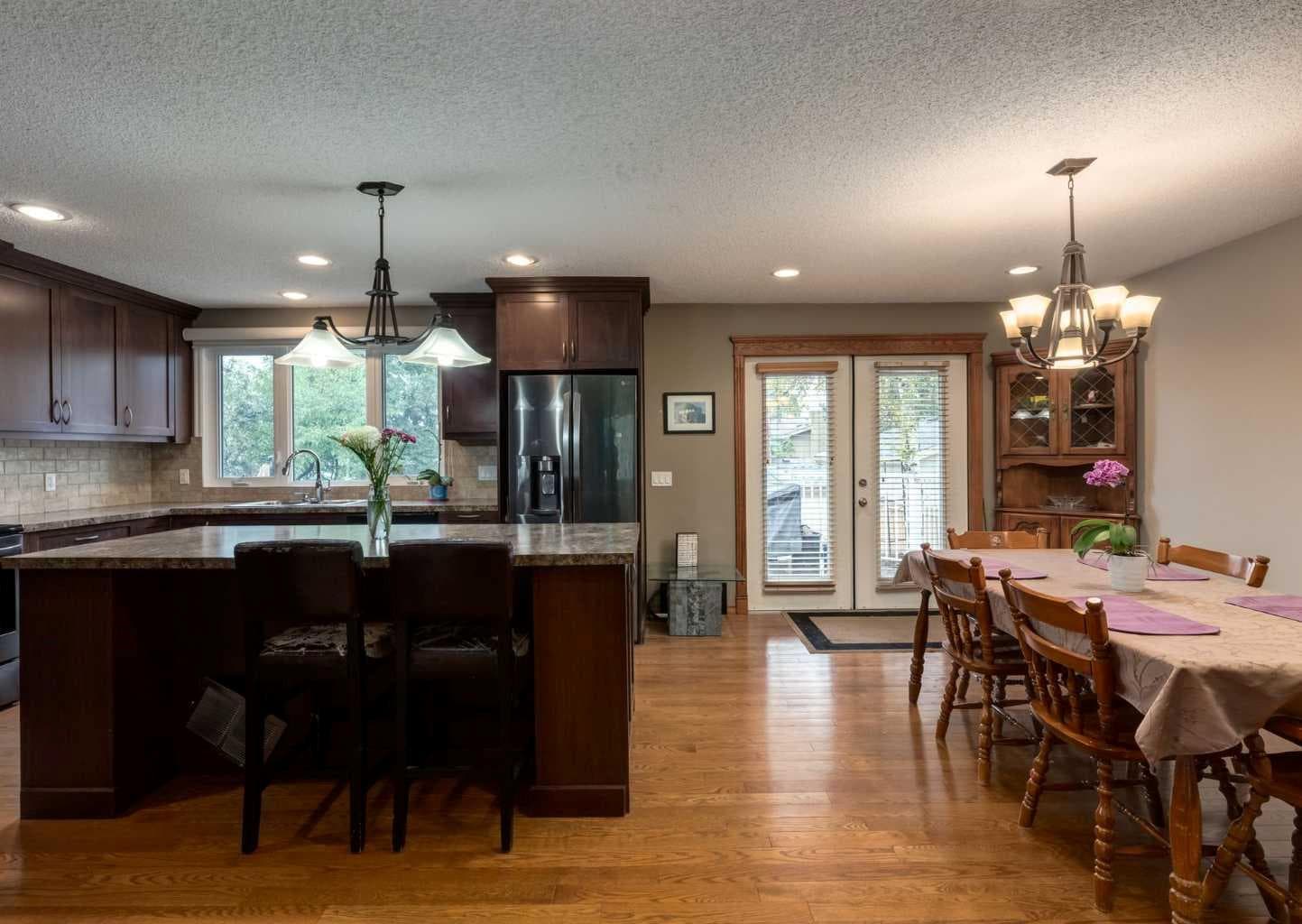 99 Silver Brook Drive NW