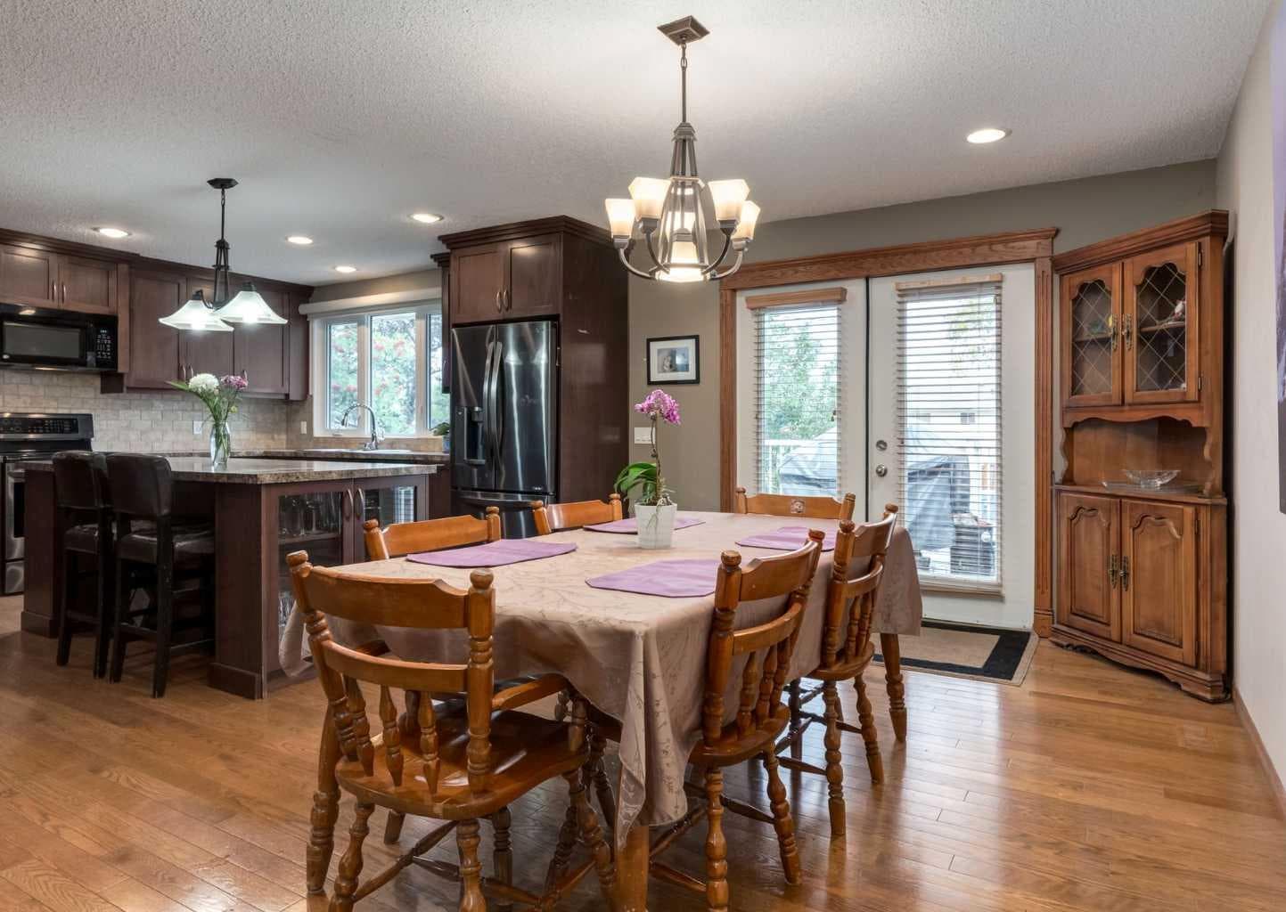 99 Silver Brook Drive NW