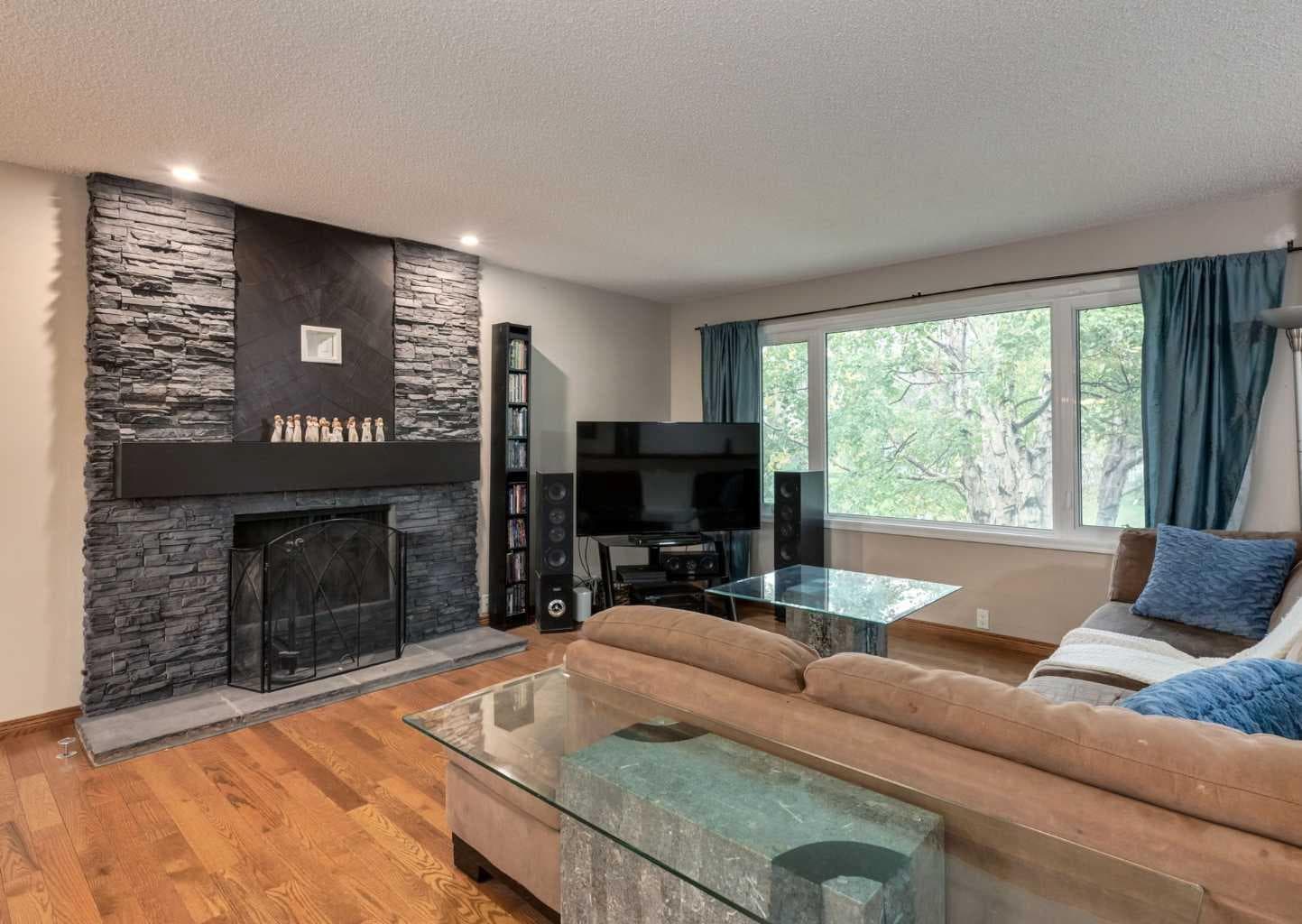 99 Silver Brook Drive NW