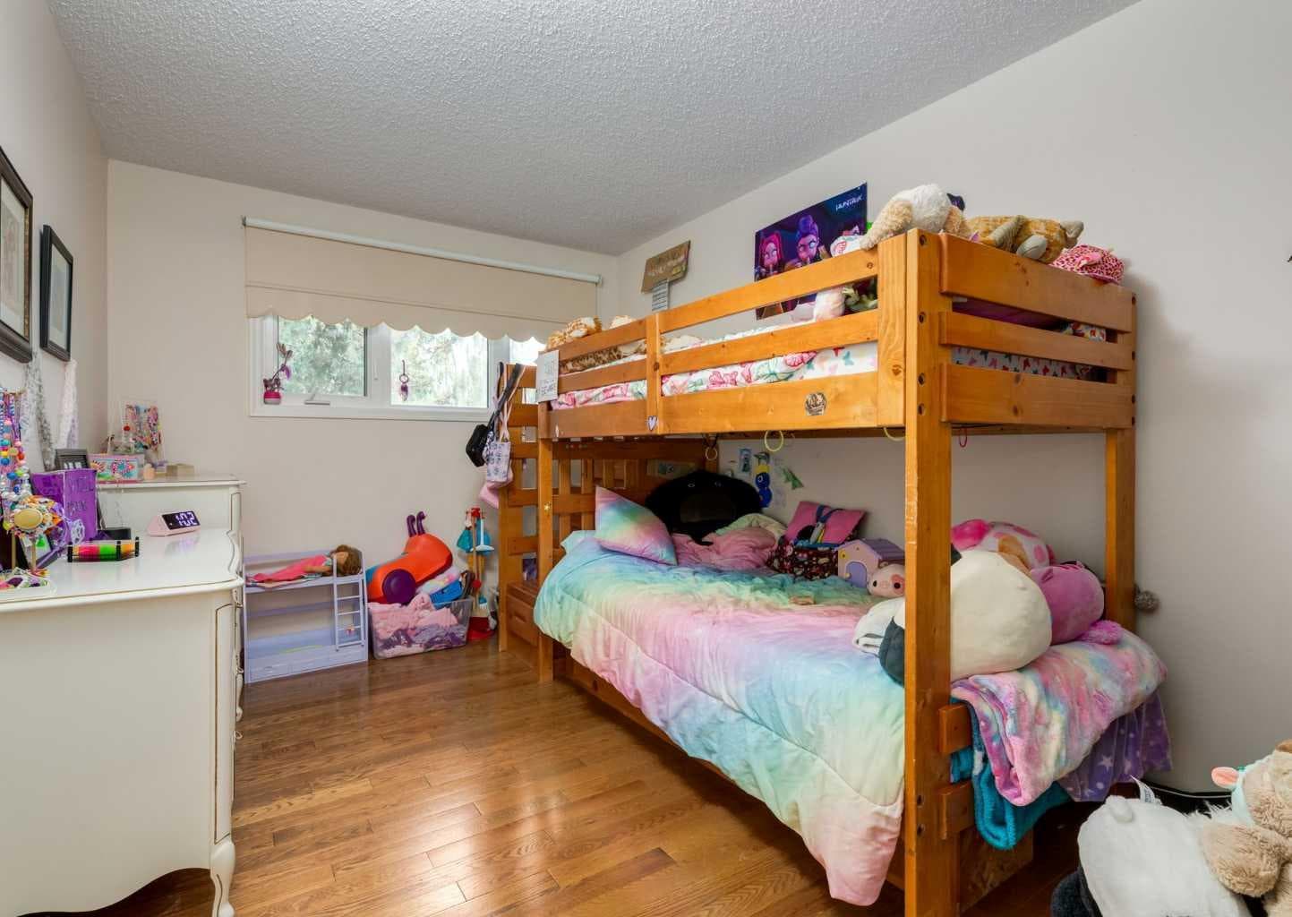 99 Silver Brook Drive NW