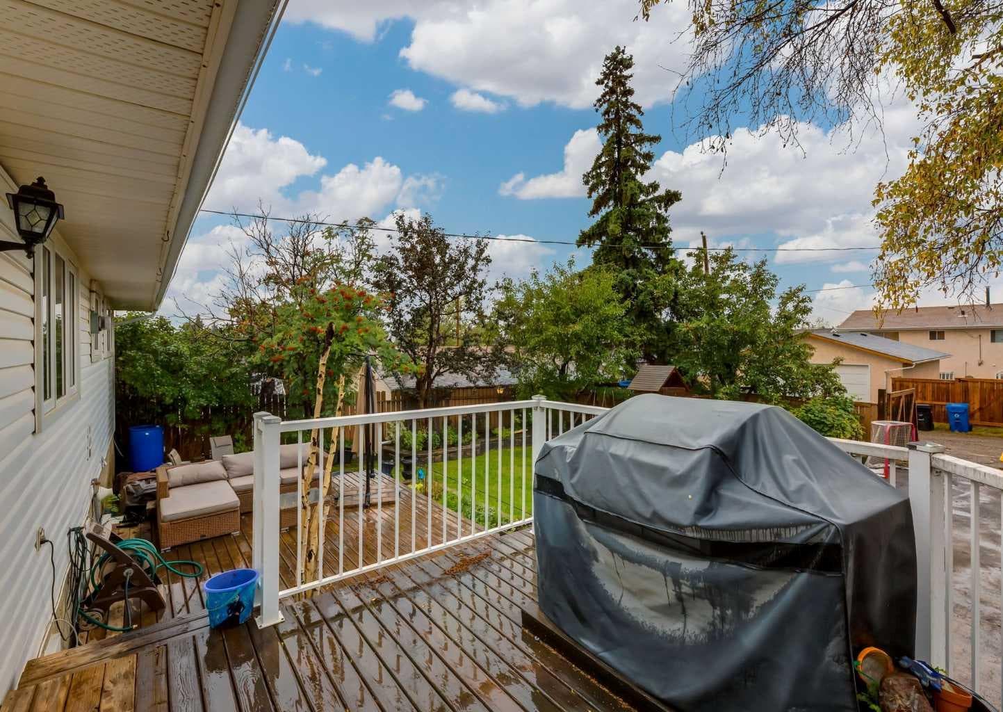 99 Silver Brook Drive NW