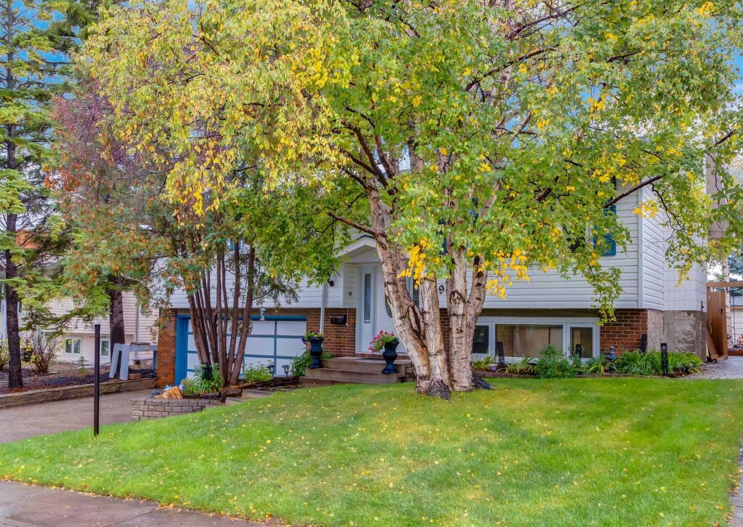 99 Silver Brook Drive NW