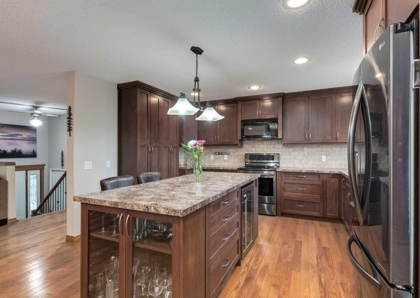 99 Silver Brook Drive NW