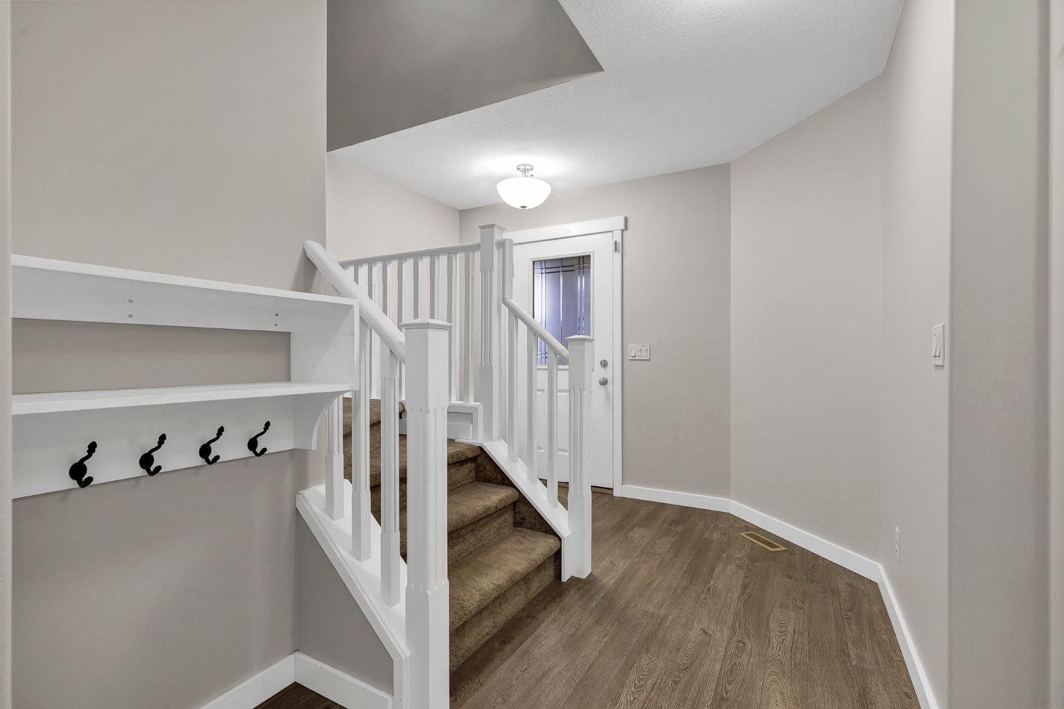 135 Kingsbridge Road SE
