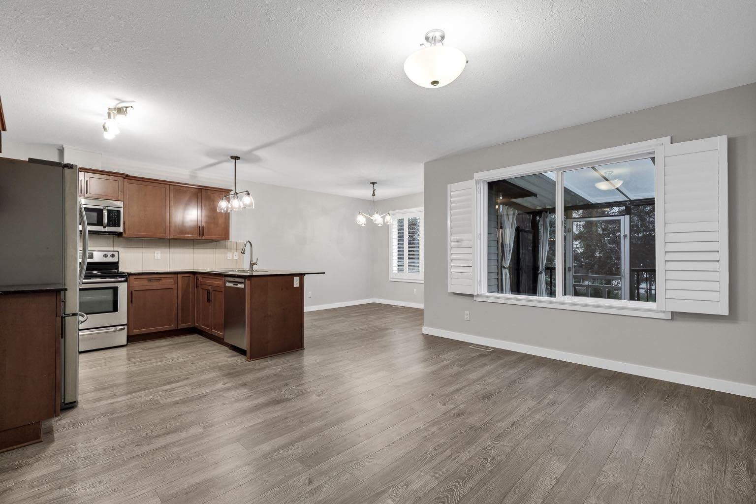 135 Kingsbridge Road SE