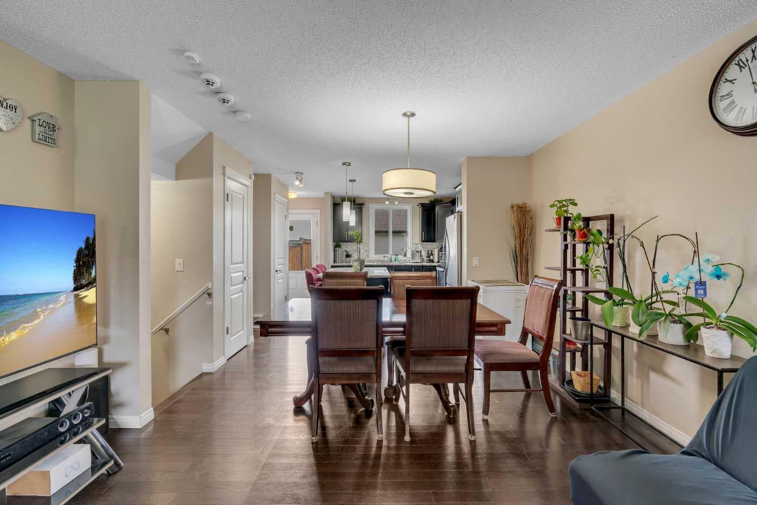 230 Cranford Park SE