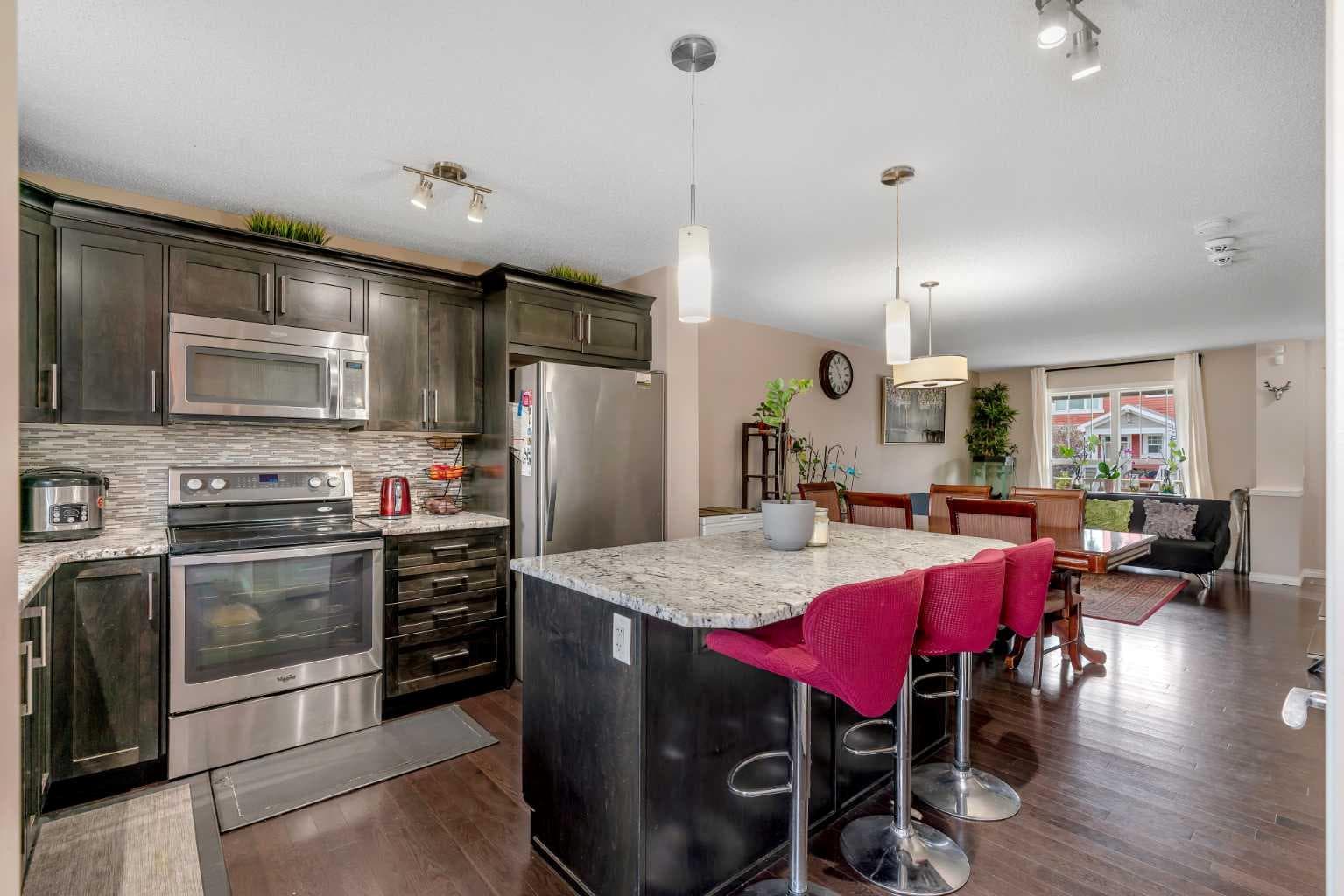 230 Cranford Park SE